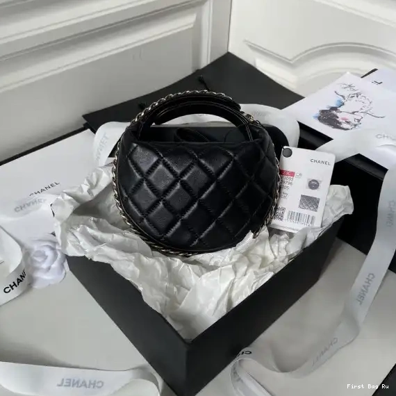 First Bag Ru CHANEL POUCH 0630